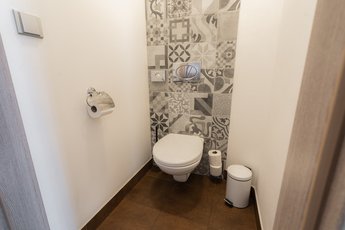 EA Hotel Victoria - rodinný pokoj STANDARD - WC